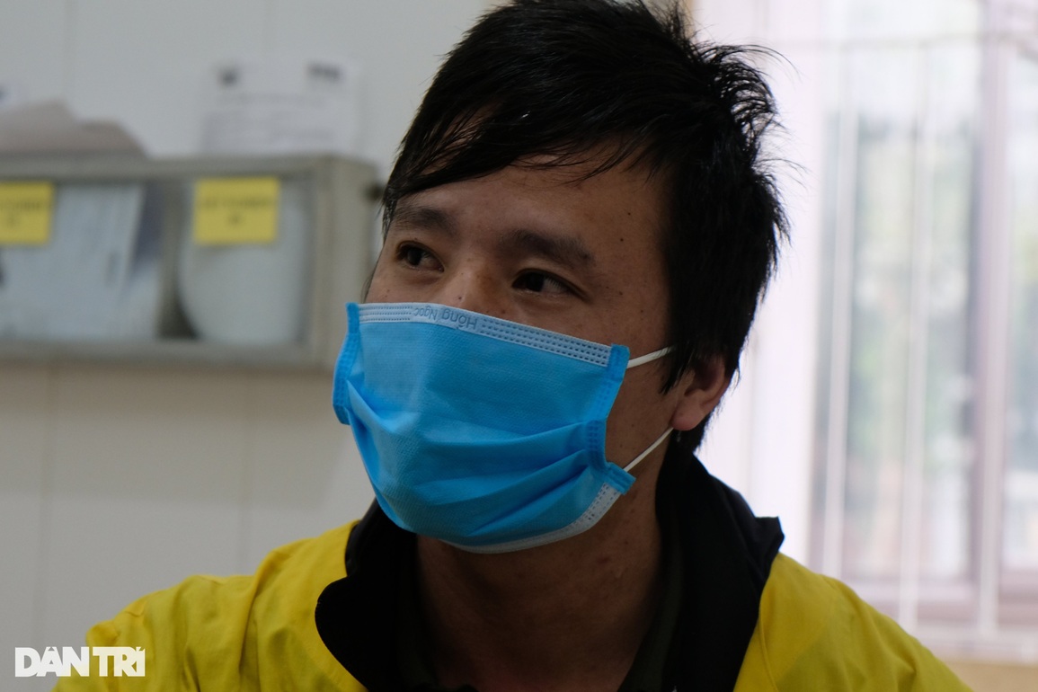 Không có tiền, cậu bé HMông bị viêm não có nguy cơ bỏ viện về chờ chết - 5 Không có tiền, cậu bé HMông bị viêm não có nguy cơ bỏ viện về chờ chết - 5