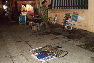 Nữ sinh đuổi đánh nhau kinh hoàng trên phố