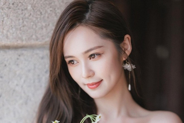 Á hậu Hong Kong thất nghiệp, bị khán giả ghét bỏ vì bê bối tình tay ba