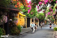 Bất lực với loa kẹo kéo