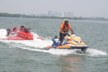 Tay đua Bình Định dừng cuộc chơi sớm ở vòng chung kết giải thuyền máy nhà nghề