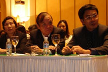 Bản quyền World Cup 2006: Tất cả các đài đều có cơ hội