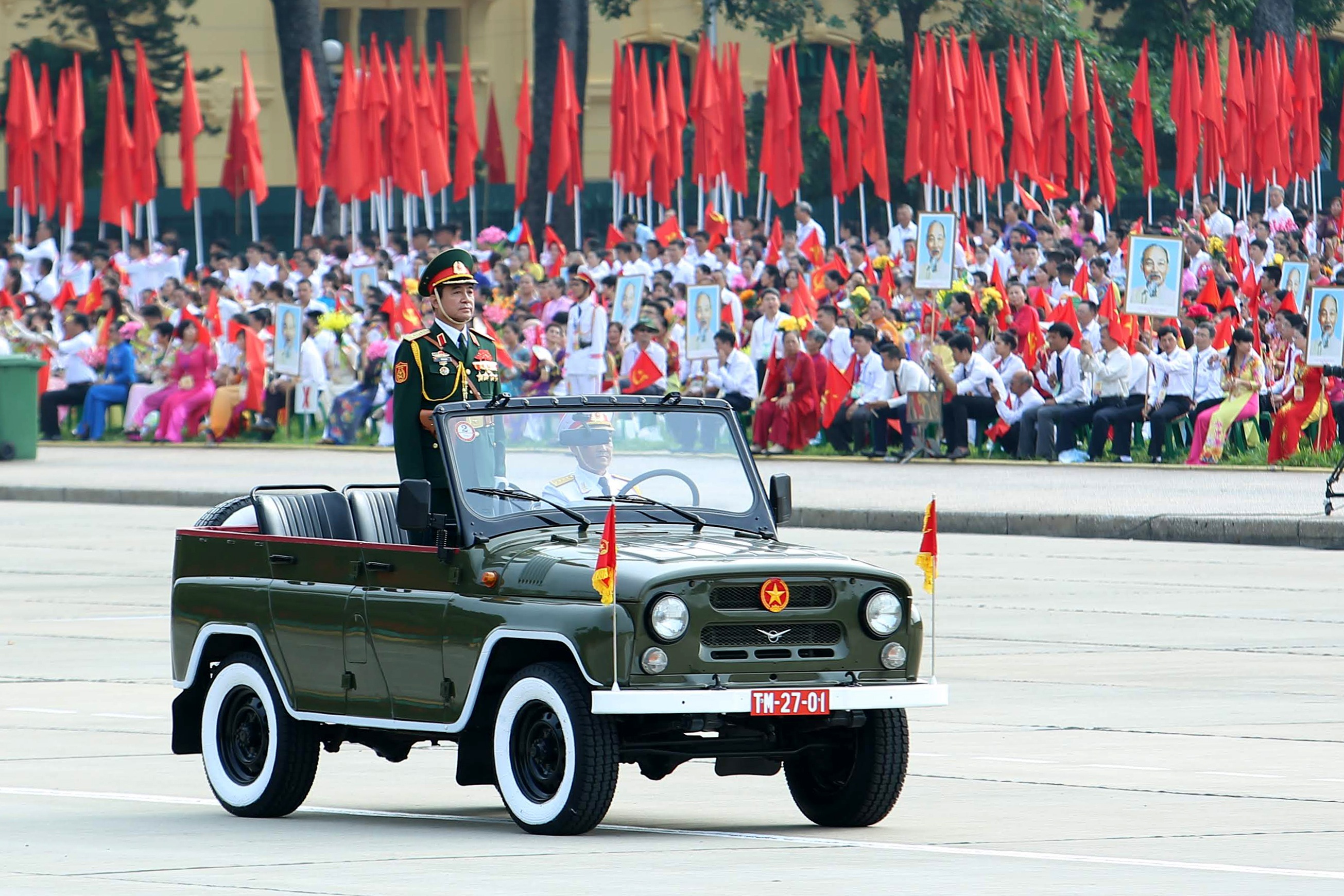 Ngắm Lễ diễu binh hùng tráng, rộn ràng đường phố Thủ đô dịp Quốc khánh 2015 - 8 Ngắm Lễ diễu binh hùng tráng, rộn ràng đường phố Thủ đô dịp Quốc khánh 2015 - 8