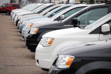 Nhập khẩu ô tô giảm nhẹ