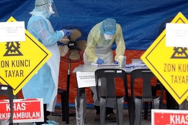 Malaysia có 235 ca mắc mới, 7 nhân viên cung điện hoàng gia nhiễm virus