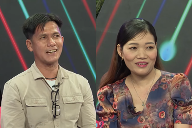 Mẹ hai con hơn 10 năm sống cô đơn, đồng ý hẹn hò với nam shipper hơn tuổi