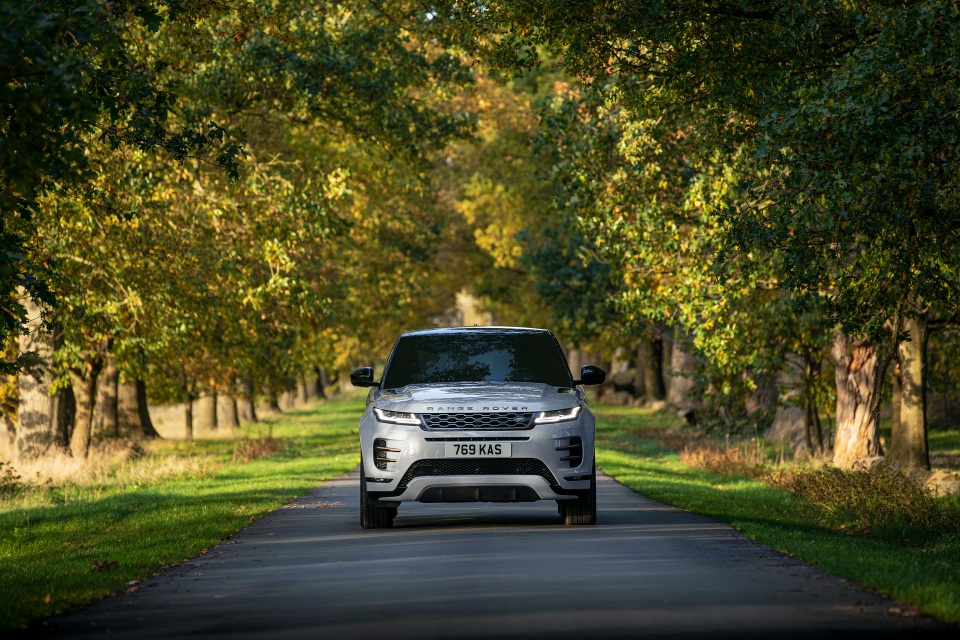Thêm phiên bản plug-in hybrid cho Evoque và Discovery - 8 Thêm phiên bản plug-in hybrid cho Evoque và Discovery - 8