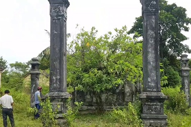 Đình làng cổ Lịch Đợi gần 200 năm tuổi sẽ bị hạ giải vì dự án tái định cư?