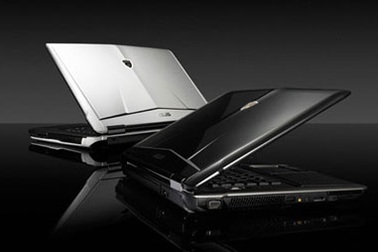 Asus trình diễn laptop đầu tiên sử dụng ổ đĩa SSD 1TB