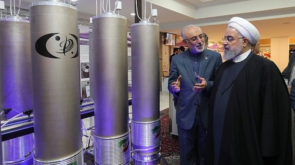 Iran tuyên bố làm giàu uranium không giới hạn sau khi mất tướng cấp cao - 1 Iran tuyên bố làm giàu uranium không giới hạn sau khi mất tướng cấp cao - 1