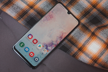 Ồ ạt 22.000 người đặt trước Galaxy A50 trên Thế Giới Di Động, và đây là 3 lý do