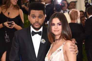 The Weeknd: Chàng ca sĩ tài năng từng hò hẹn Selena Gomez, Bella Hadid