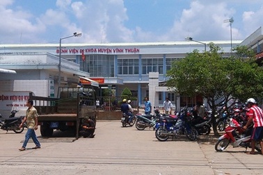 Khởi tố 7 cán bộ chiếm dụng hơn 8 tỷ đồng tại BV huyện Vĩnh Thuận