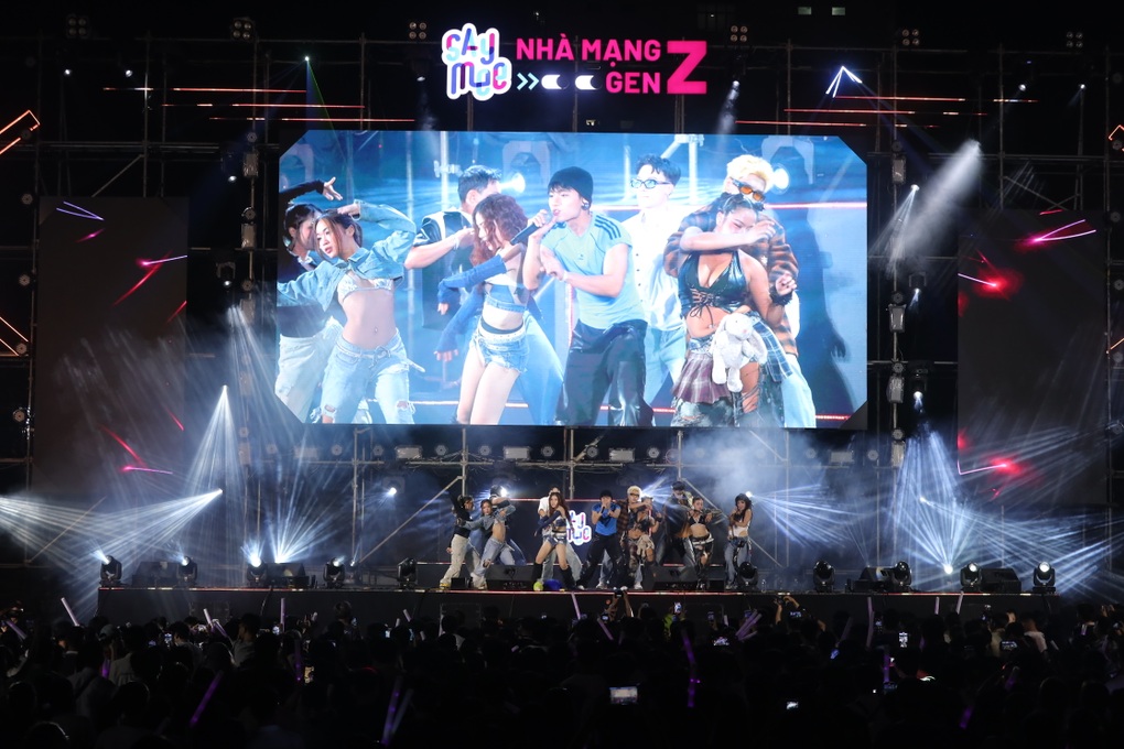 Sayfest 2024 náo nhiệt cuối tuần tại TPHCM cùng gần 10.000 khán giả - 5 Sayfest 2024 náo nhiệt cuối tuần tại TPHCM cùng gần 10.000 khán giả - 5