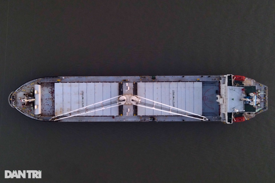 Lộ diện hai đoàn tàu của tuyến Metro số 1 trị giá 2 tỷ đô cập cảng TPHCM - 3 Lộ diện hai đoàn tàu của tuyến Metro số 1 trị giá 2 tỷ đô cập cảng TPHCM - 3