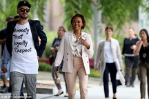 Mel B có khả năng mất quyền nuôi con vì sống buông thả, nghiện rượu