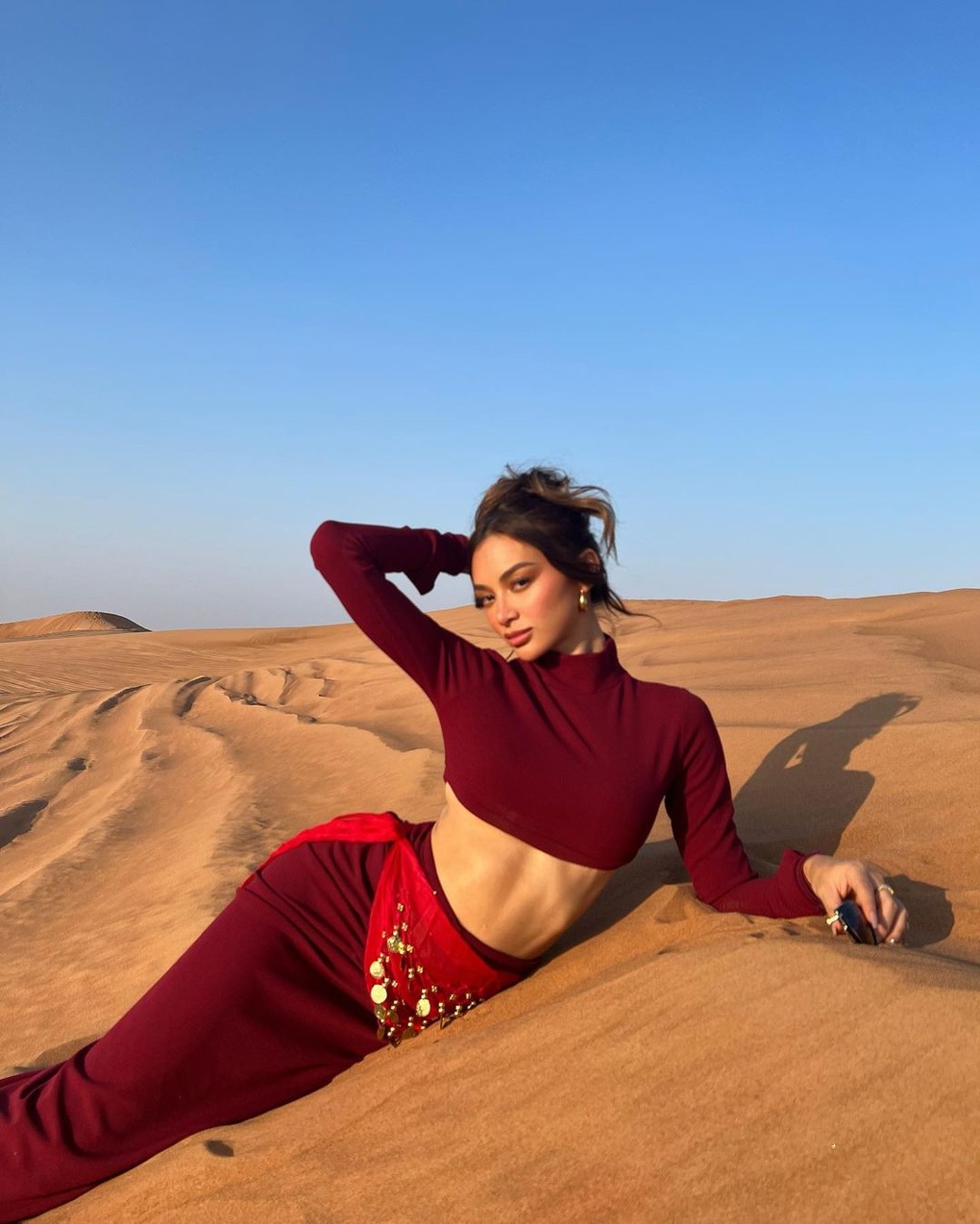 Phong cách táo bạo của cựu Hoa hậu Quốc tế Kylie Verzosa - 14 Phong cách táo bạo của cựu Hoa hậu Quốc tế Kylie Verzosa - 14