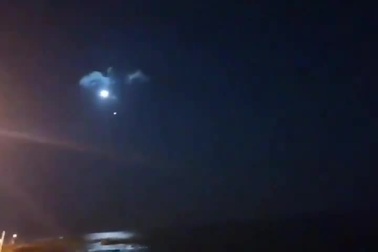 Video nghi phòng không Syria đánh chặn tên lửa Israel