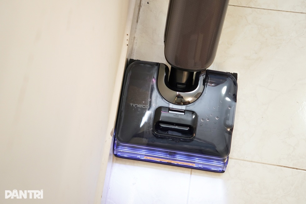 Trải nghiệm máy hút bụi lau nhà cầm tay tích hợp AI, dùng hơi nước nóng - 20 Trải nghiệm máy hút bụi lau nhà cầm tay tích hợp AI, dùng hơi nước nóng - 20