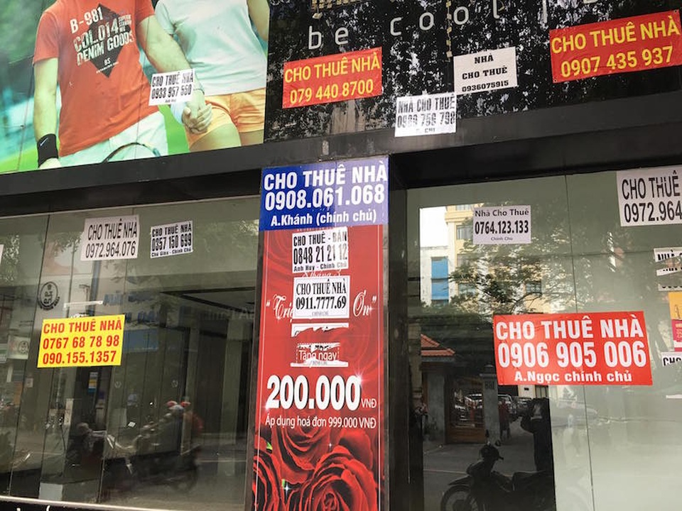 Treo bảng cho thuê mặt bằng cả tháng cũng không ai hỏi thăm - 2 Treo bảng cho thuê mặt bằng cả tháng cũng không ai hỏi thăm - 2