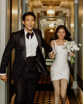 Người đàn ông đẹp trai nhất thế giới năm 2021 vừa cưới vợ - 5