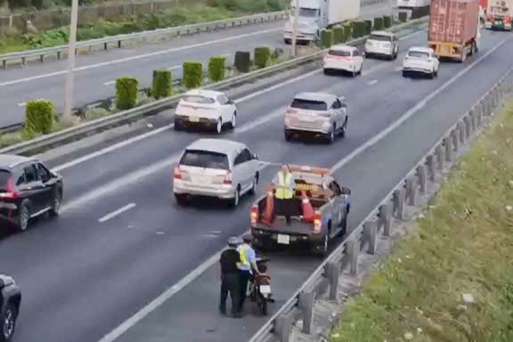 Tài xế xe máy lạc vào cao tốc TPHCM - Trung Lương do dùng Google Maps - 1 Tài xế xe máy lạc vào cao tốc TPHCM - Trung Lương do dùng Google Maps - 1