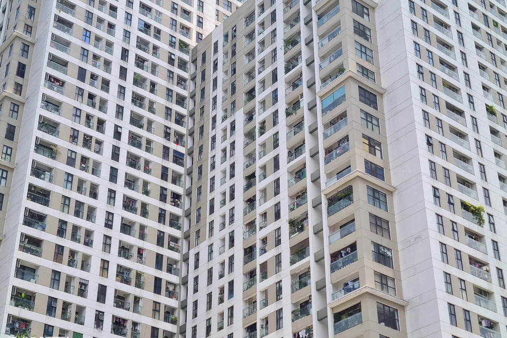 Đất nền được bán cắt lỗ ngày càng mạnh và có thể giảm về giá trị thực - 2 Đất nền được bán cắt lỗ ngày càng mạnh và có thể giảm về giá trị thực - 2