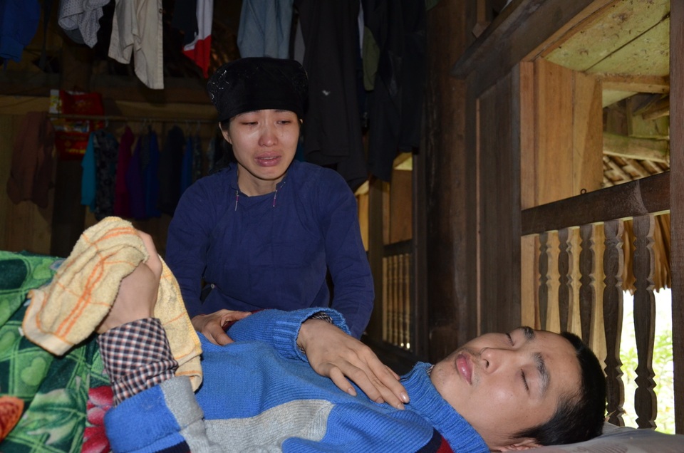 Bạn đọc giúp đỡ chàng trai nằm bất tỉnh trong phòng trọ gần 180 triệu - 1 Bạn đọc giúp đỡ chàng trai nằm bất tỉnh trong phòng trọ gần 180 triệu - 1