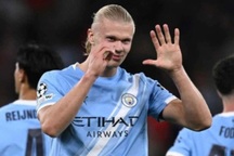 Erling Haaland phá kỷ lục ấn tượng, xuất sắc hơn cả C.Ronaldo và Messi