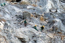 Quảng Bình: Báo động tình trạng tai nạn lao động gia tăng tại các mỏ đá