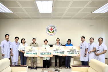 Trao hơn 626 triệu đồng tới 4 bệnh nhân bị tai nạn chấn thương sọ não