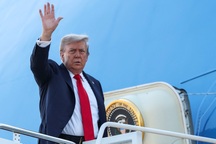 Ông Trump tiết lộ nội dung đàm phán với ông Putin khi lên đường tới Alaska