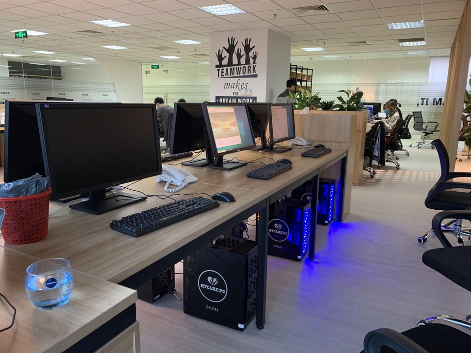 PC Intel Dual Xeon gây sốt thị trường Marketing, đồ họa cấp cao và gaming - 5 PC Intel Dual Xeon gây sốt thị trường Marketing, đồ họa cấp cao và gaming - 5