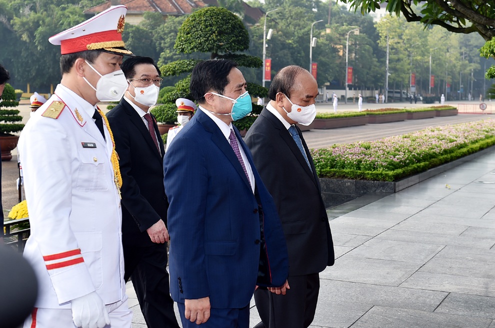 Lãnh đạo Đảng, Nhà nước vào Lăng viếng Bác trước ngày Quốc khánh - 2 Lãnh đạo Đảng, Nhà nước vào Lăng viếng Bác trước ngày Quốc khánh - 2