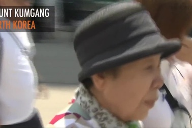 Cuộc chia tay đẫm nước mắt sau 3 ngày đoàn tụ Hàn - Triều