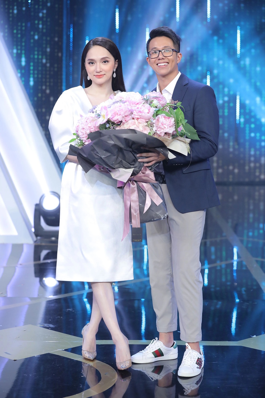 Màn kết đôi gây sốt đến cuộc tình thị phi của Hương Giang và bạn trai CEO - 1 Màn kết đôi gây sốt đến cuộc tình thị phi của Hương Giang và bạn trai CEO - 1
