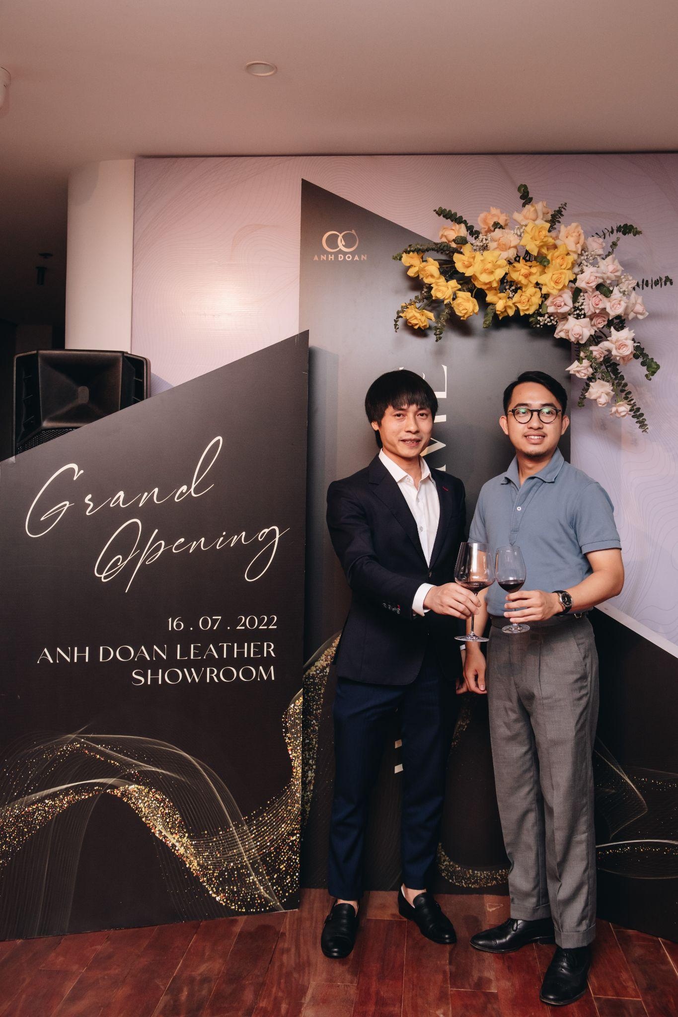 Anh Đoàn khai trương showroom chuyên về nội thất da - 1 Anh Đoàn khai trương showroom chuyên về nội thất da - 1