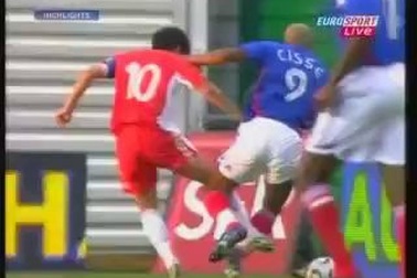 Djibril Cisse bị gãy chân lần thứ hai