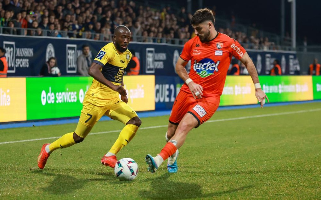 Quang Hải ra sân, không thể giúp Pau FC tránh khỏi thất bại - 1 Quang Hải ra sân, không thể giúp Pau FC tránh khỏi thất bại - 1