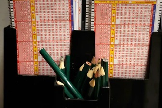 Người đàn ông mua vé số theo ngày kỷ niệm, trúng hơn 21 tỷ đồng