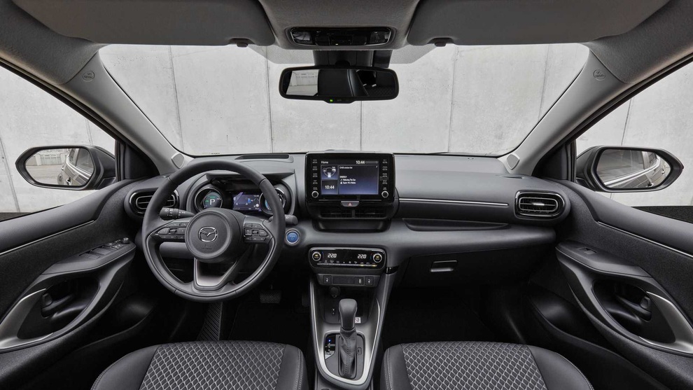 Mazda2 2022 ra mắt tại châu Âu trong diện mạo của Toyota Yaris Hybrid - 9 Mazda2 2022 ra mắt tại châu Âu trong diện mạo của Toyota Yaris Hybrid - 9