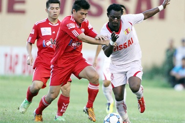 Ninh Bình hạ gục Hải Phòng trên sân nhà