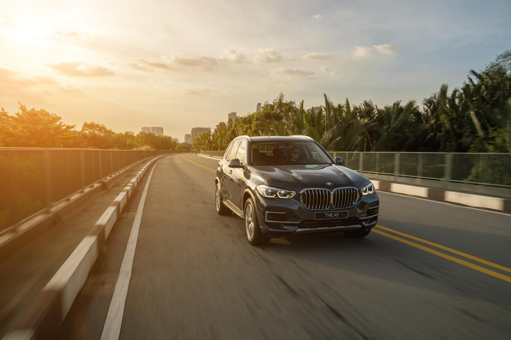 Ưu đãi tương đương 50% phí trước bạ khi mua xe BMW - 4 Ưu đãi tương đương 50% phí trước bạ khi mua xe BMW - 4