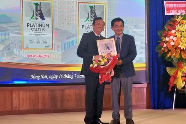 Bệnh viện tuyến tỉnh đầu tiên nhận chứng chỉ Bạch Kim về điều trị đột quỵ