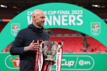 HLV Ten Hag không mơ Man Utd có thể "ăn bốn"