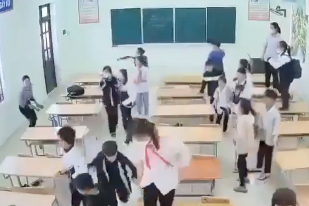 Từ vụ trò ném dép cô giáo, chuyên gia nói về sự độc ác của con trẻ - 4 Từ vụ trò ném dép cô giáo, chuyên gia nói về sự độc ác của con trẻ - 4