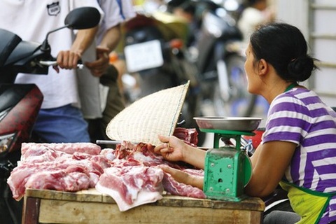 Đến lượt Bộ Tài chính tổng động viên ăn thịt lợn "cứu" ngành chăn nuôi