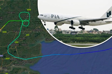 Chiến đấu cơ đuổi theo máy bay chở khách để bắt tội phạm truy nã