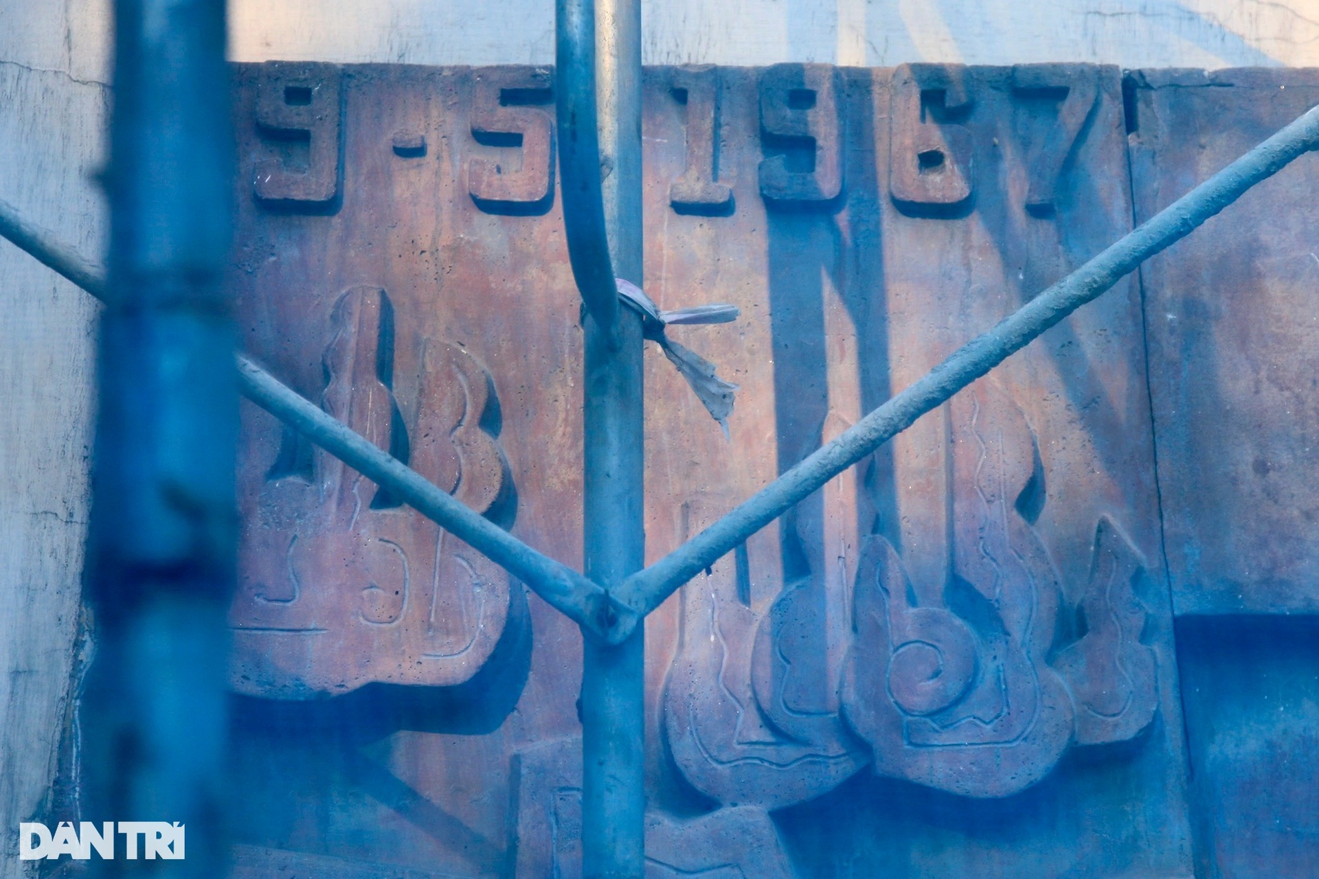 Hình ảnh phá dỡ tòa nhà Pháp cổ 4 mặt tiền cạnh quảng trường Ba Đình - 7