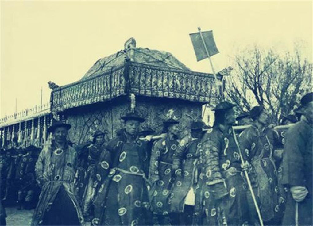 Tại sao thi thể của Từ Hi Thái Hậu không bị phân hủy suốt 20 năm? - 3